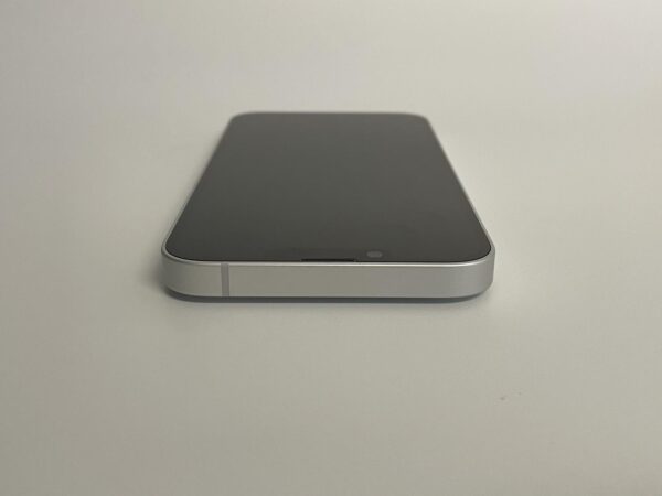 iPhone 16e – 128GB – White – AT&T – Good Condition - Image 2