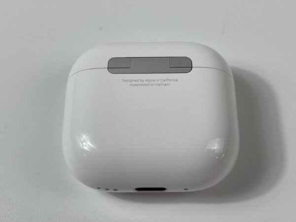 AirPods (4th Generation) – Active Noise Cancellation - Image 2