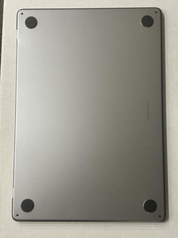 Apple MacBook Air 2023 – 15" – M2 – 16GB RAM – 1TB SSD – Space Gray – Good Condition - Image 3