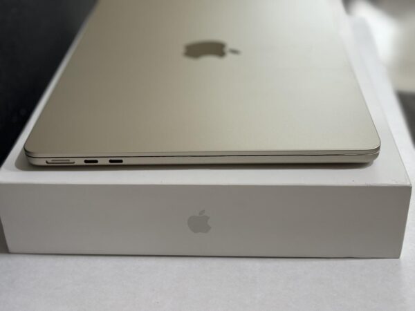 Apple MacBook Air 2025 – 13" – M4 – 16GB RAM – 512GB SSD – Starlight – Mint Condition - Image 2