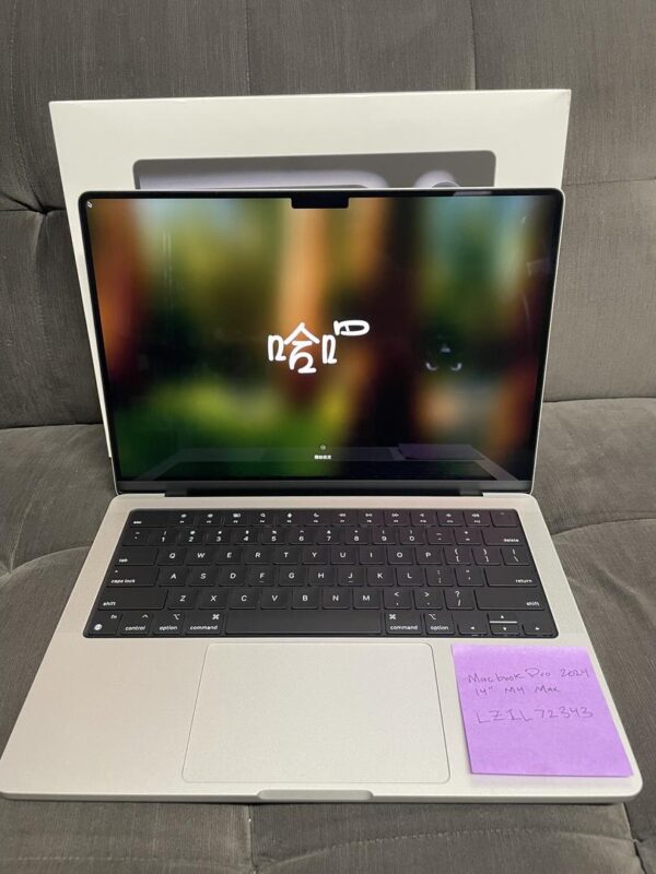MacBook Pro 2024 – 14" – 1TB – Silver – Mint Condition - Image 4