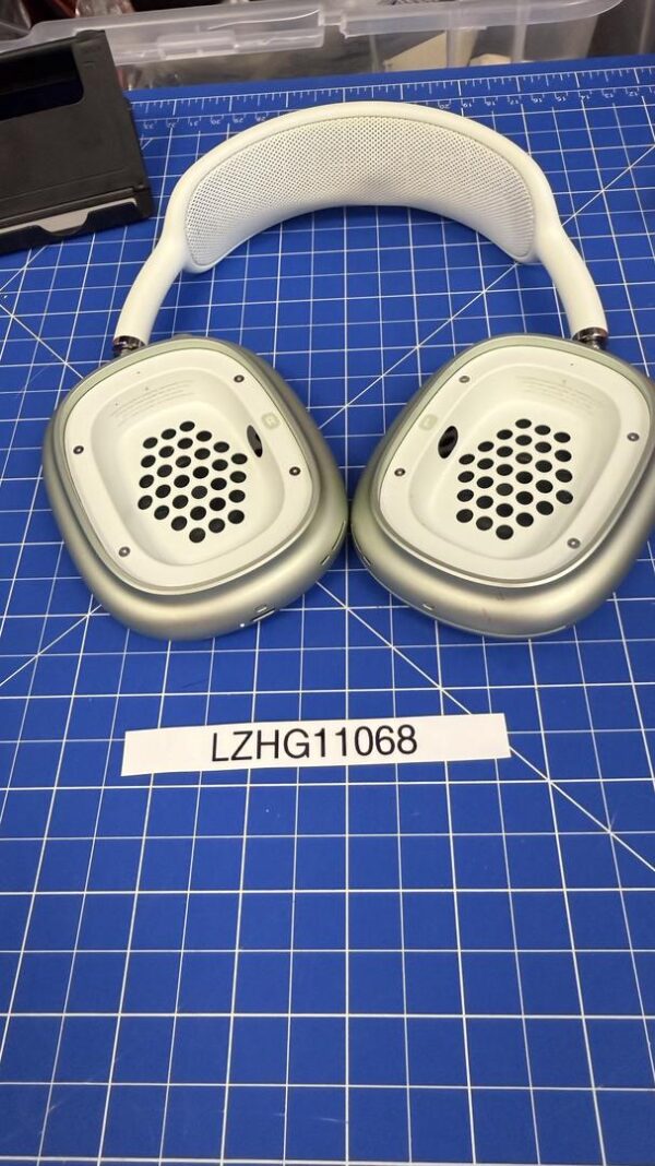 AirPods Max – Green – Used - Image 4