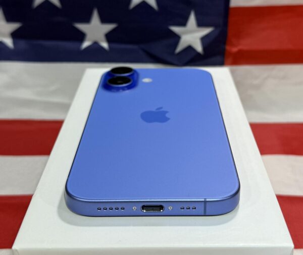 iPhone 16 Plus – 256GB – Ultramarine – Verizon – Good Condition
