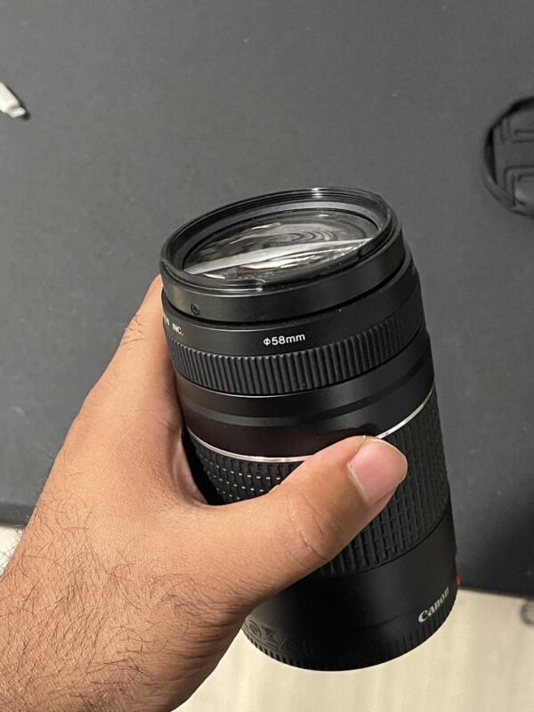 Canon EF 75-300mm f/4-5.6 III – DSLR – Mint Condition