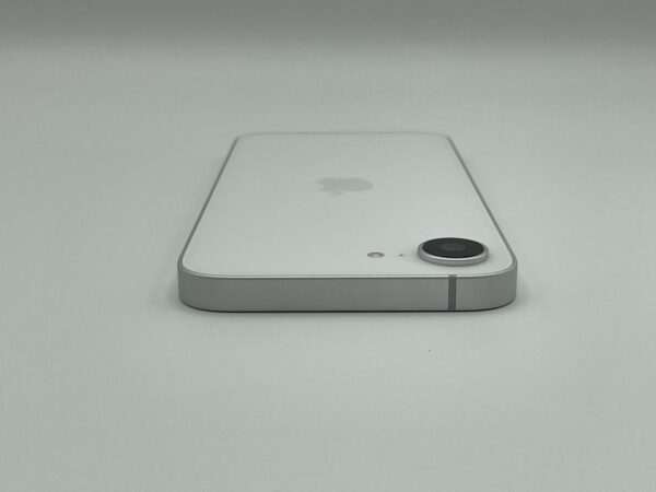 iPhone 16e – 128GB – White – AT&T – Good Condition - Image 8