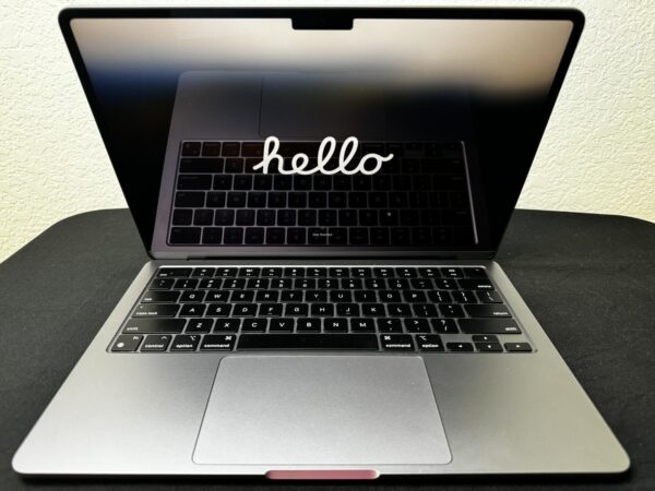 Apple MacBook Air 2024 – 13" – M3 – 8GB RAM – 256GB SSD – Gray – Mint Condition - Image 4