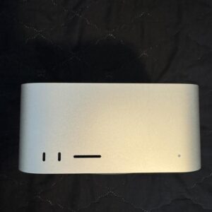 Apple Mac Studio 2025 – M4 Max – 36GB RAM – 512GB SSD – Mint Condition