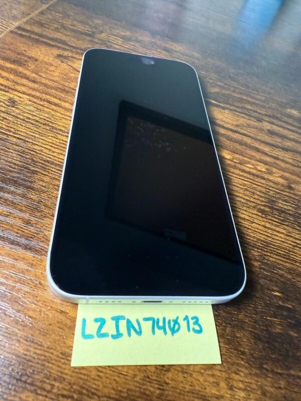 iPhone 16 Plus – 128GB – White – Verizon – Mint Condition - Image 6