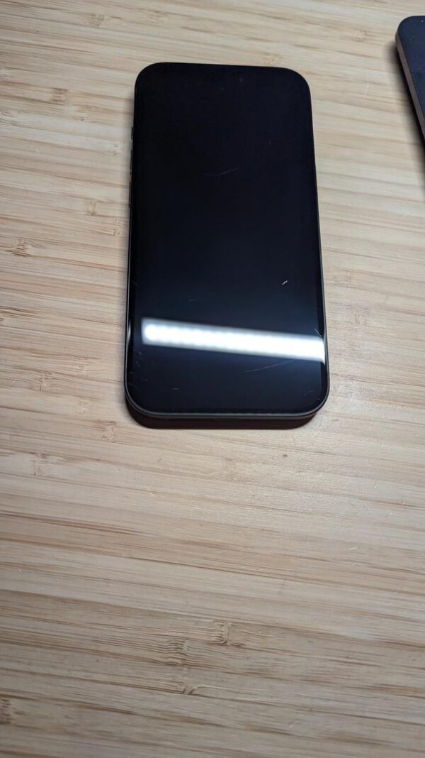 Apple iPhone 15 – 128GB – Black – Verizon – Good Condition - Image 6