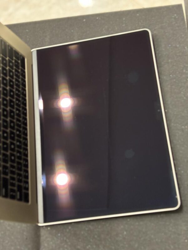 Apple MacBook Air 2023 – 15" – M2 – 8GB RAM – 256GB SSD – Starlight – Good Condition - Image 5