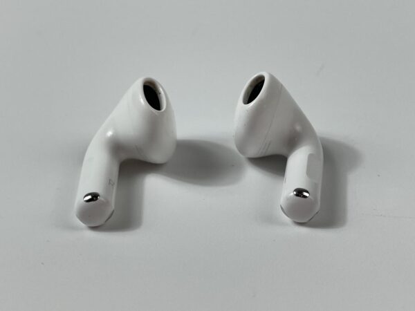 AirPods (4th Generation) – Active Noise Cancellation - Image 5
