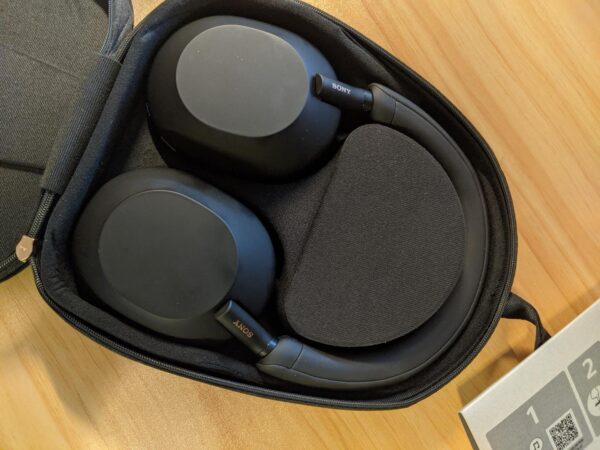 Sony WH-1000XM5 – Used – Black - Image 7