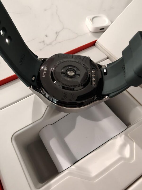 OnePlus Watch 2 – Silver – Mint Condition - Image 6