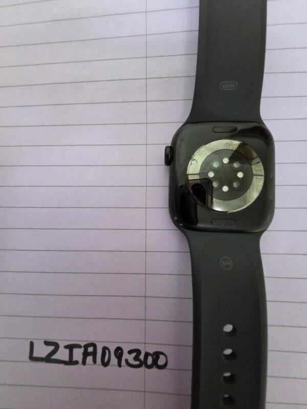 Apple Watch Series 10 42mm – Black – AT&T – Mint Condition - Image 6