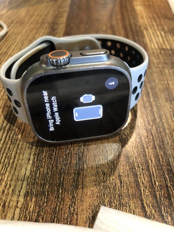 Apple Watch Ultra – 49mm – Unlocked – Titanium – Good – 100% Battery