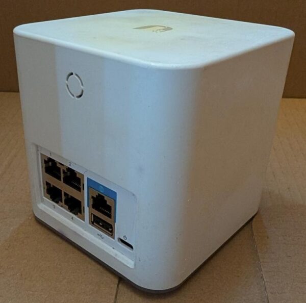 Ubiquiti AmpliFi HD Mesh Router – Fair Condition - Image 7