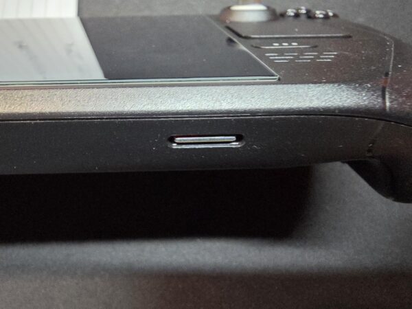 Steam Deck – 512GB – Black – Mint Condition - Image 13