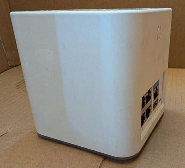 Ubiquiti AmpliFi HD Mesh Router – Fair Condition - Image 10