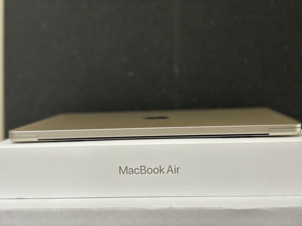 Apple MacBook Air 2025 – 13" – M4 – 16GB RAM – 512GB SSD – Starlight – Mint Condition - Image 7