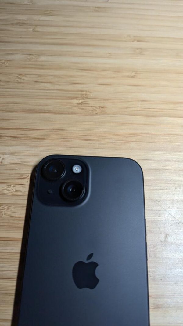 Apple iPhone 15 – 128GB – Black – Verizon – Good Condition - Image 9