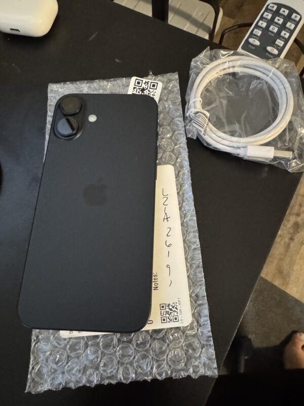 iPhone 16 Plus – 256GB – Black – T-Mobile – Mint Condition - Image 5