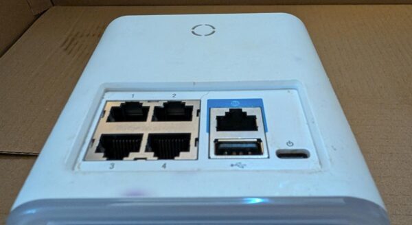 Ubiquiti AmpliFi HD Mesh Router – Fair Condition - Image 11