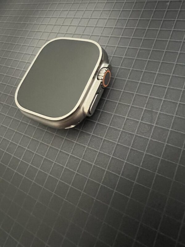 Apple Watch Ultra – 49mm – Verizon – Titanium – Good – 100% Battery - Image 16