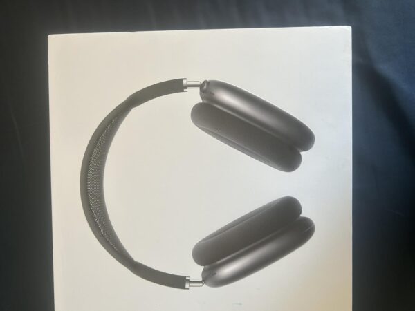 AirPods Max – Gray – Used - Image 5