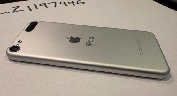 Apple iPod Touch 7th Gen Wi-Fi – Mint – 32GB – Silver - Image 13