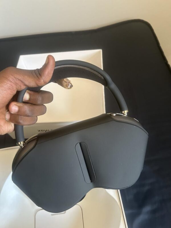 AirPods Max – Gray – Used - Image 6