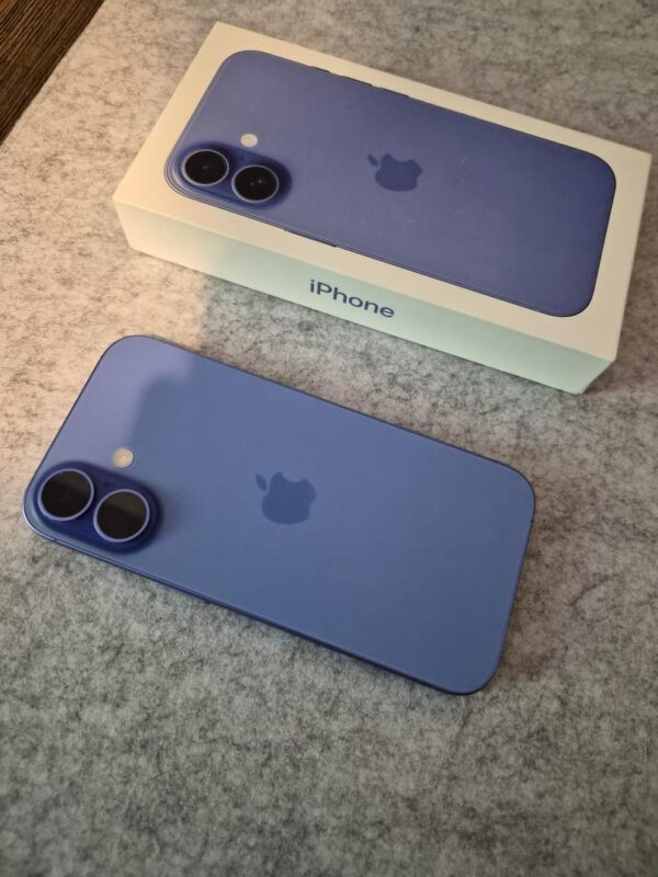 iPhone 16 – 128GB – Ultramarine – Verizon – Good Condition - Image 14