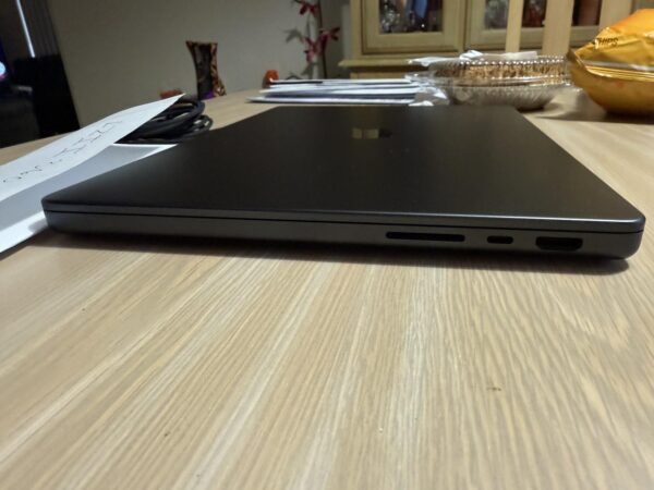 MacBook Pro 2024 – 14" – 512GB – Space Black – Mint Condition - Image 9
