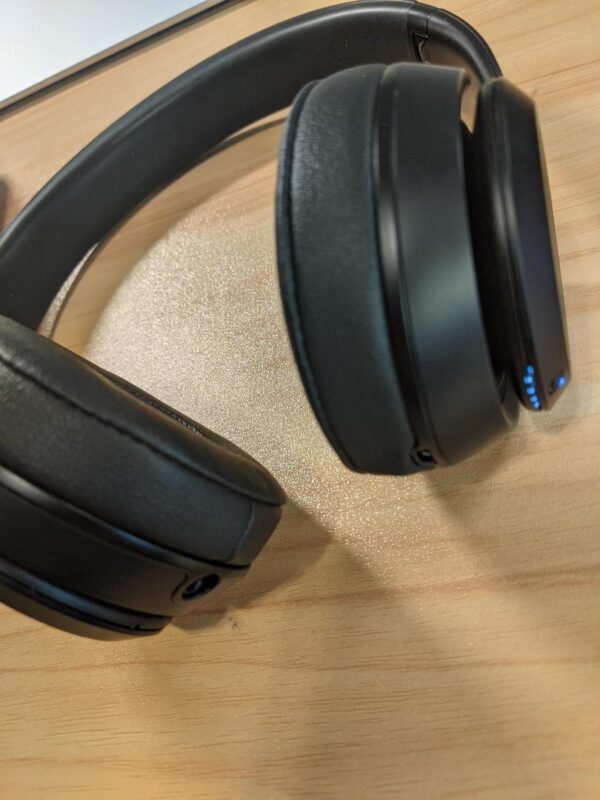 Beats Solo3 Wireless – Used – Black - Image 2