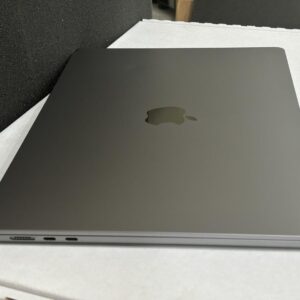 Apple MacBook Air 2023 – 15" – M2 – 16GB RAM – 1TB SSD – Space Gray – Good Condition