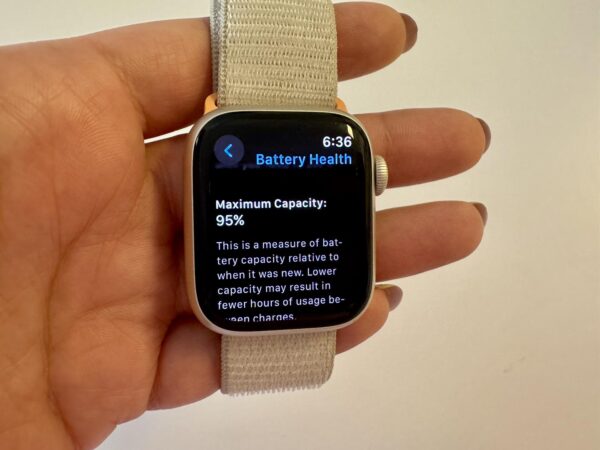 Apple Watch Series 9 – 41mm – Starlight – Aluminum – GPS – Good Condition - Image 2