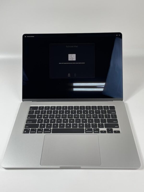 Apple MacBook Air 2023 – 15" – M2 – 16GB RAM – 512GB SSD – Silver – Mint Condition - Image 2