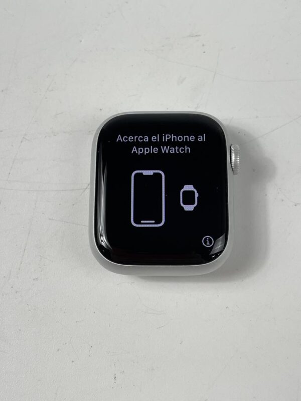 Apple Watch Series 8 – 41mm – Silver – Aluminum – Cellular – Unlocked – Mint Condition