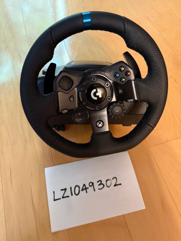 Logitech G923 TRUEFORCE Racing Wheel – Good Condition