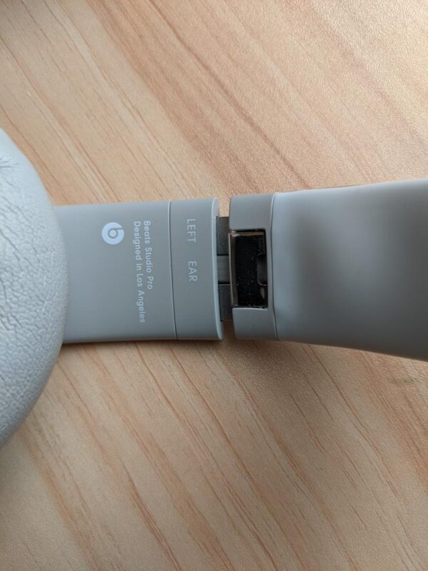 Beats Studio Pro Wireless – Used – Sandstone - Image 3