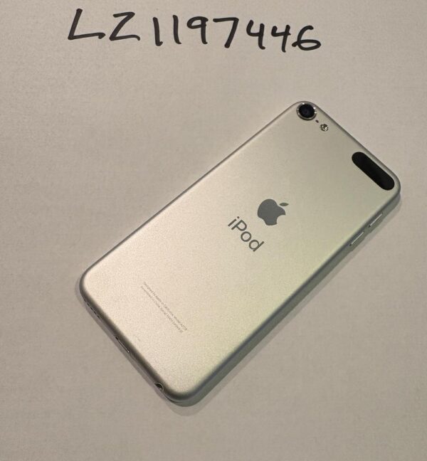 Apple iPod Touch 7th Gen Wi-Fi – Mint – 32GB – Silver