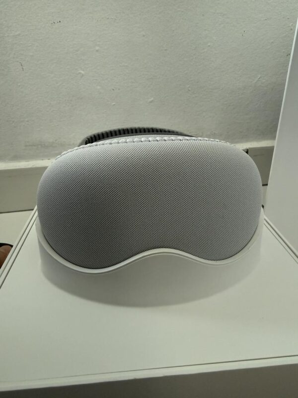 Apple Vision Pro – 512GB – Mint Condition - Image 3