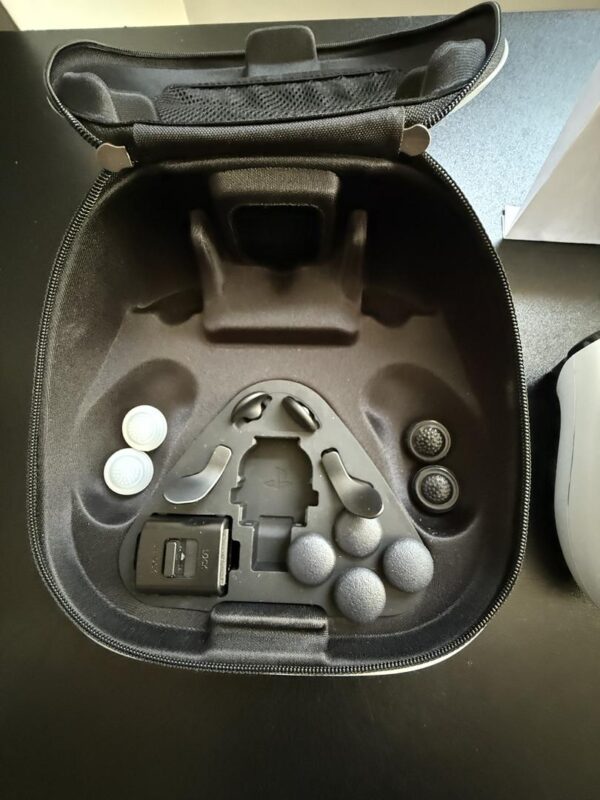 Sony DualSense Edge Wireless Controller – PS5 – Good Condition - Image 4