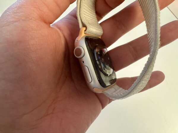 Apple Watch Series 9 – 41mm – Starlight – Aluminum – GPS – Good Condition - Image 3