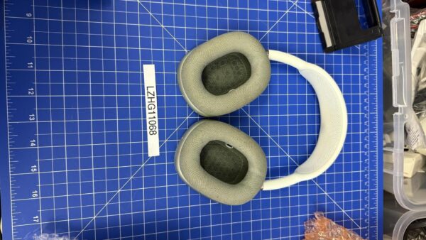 AirPods Max – Green – Used - Image 5