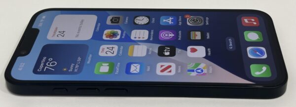 iPhone 16e – 128GB – Black – US Cellular – Mint Condition - Image 4