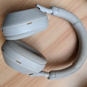 Sony WH-1000XM5 – Used – Silver