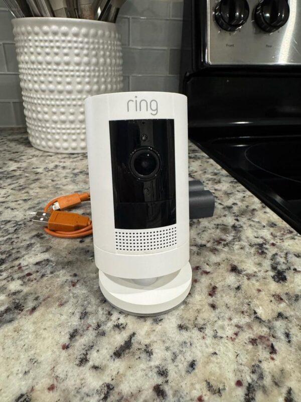 Ring Stick Up Cam 3rd Gen (Battery) – Mint – White