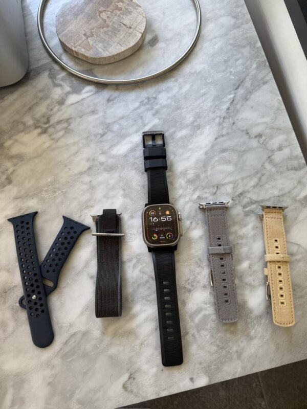 Apple Watch Ultra 2 – 49mm – T-Mobile – Natural – Mint - Image 3