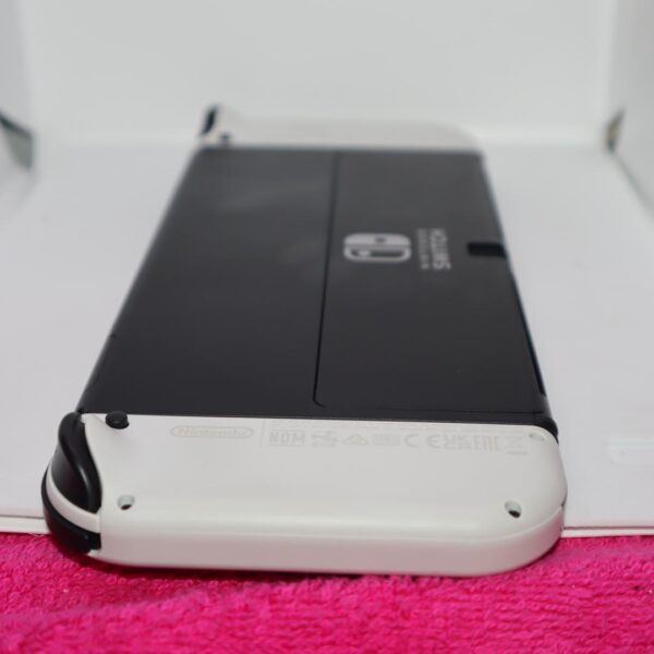 Nintendo Switch OLED – 64GB – White – Mint Condition - Image 8
