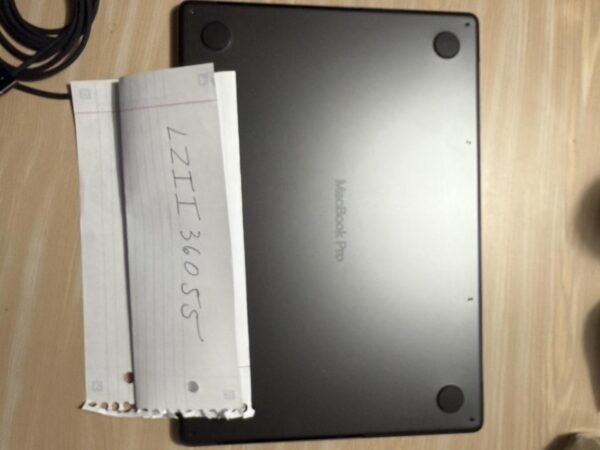 MacBook Pro 2024 – 14" – 512GB – Space Black – Mint Condition - Image 5